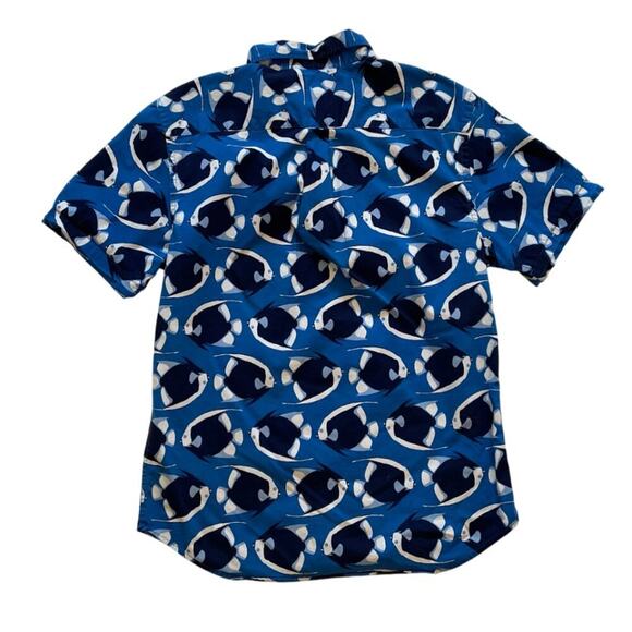 Old Navy Slim Fit Flex Blue Button Down Short Sleeve Shirt Tropical Fish Size M - Picture 2 of 8
